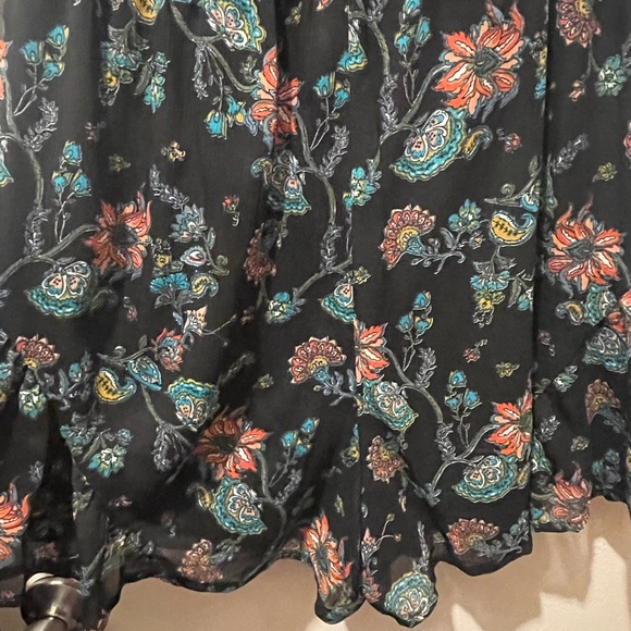 Floral Black Romper - Picture 15 of 16